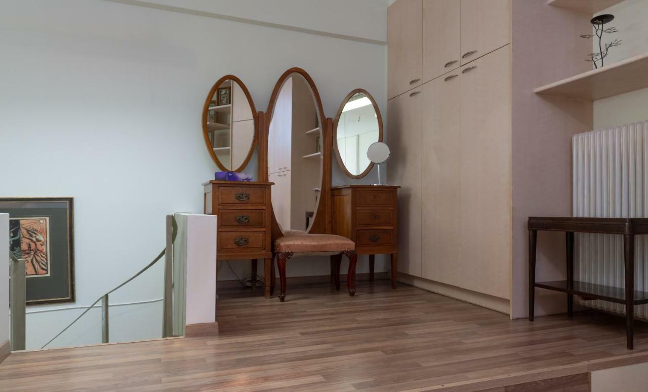 Apartamento Acropolis Koukaki Loft Private Garden Atenas Exterior foto